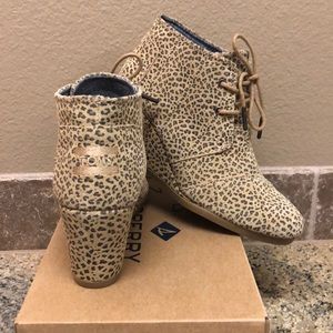 Toms Desert Cheetah Wedge Ankle Boot  NWOB